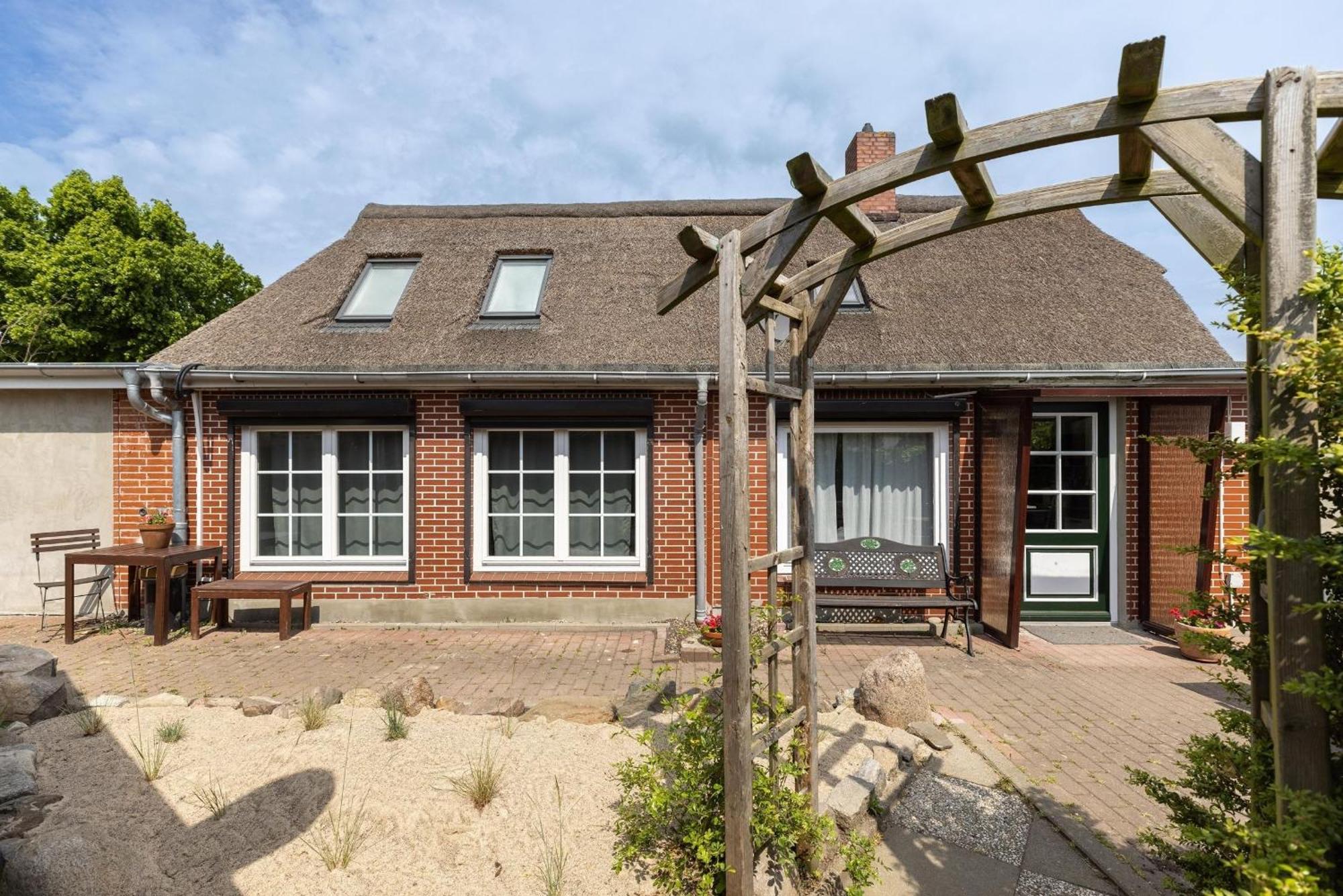 Haus Meerreet Reetzeit เกรอมิทซ์ ภายนอก รูปภาพ