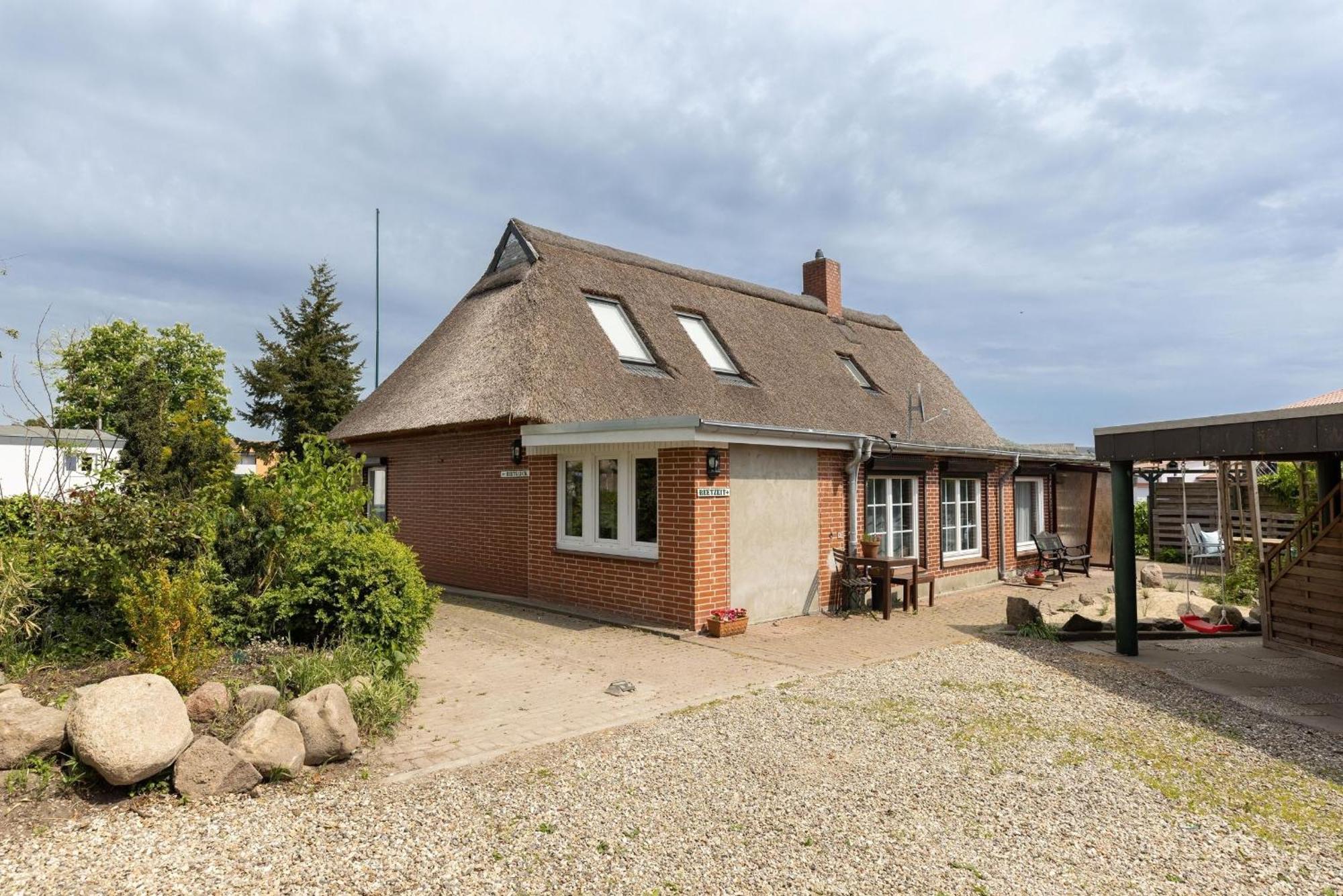 Haus Meerreet Reetzeit เกรอมิทซ์ ภายนอก รูปภาพ